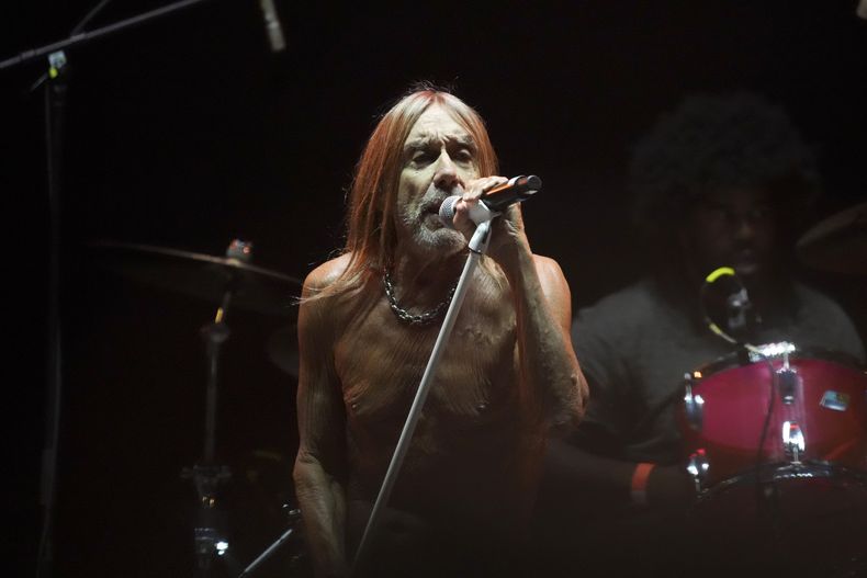 Iggy Pop durante su concierto en el Corona Capital en la Ciudad de México el domingo 17 de noviembre de 2024. (Foto AP/Eduardo Verdugo)