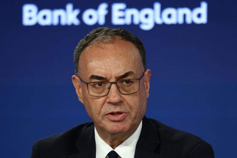El director del Banco de Inglaterra Andrew Bailey en Londres, el 30 de julio del 2026. (Henry Nicholls/Pool Photo via AP)