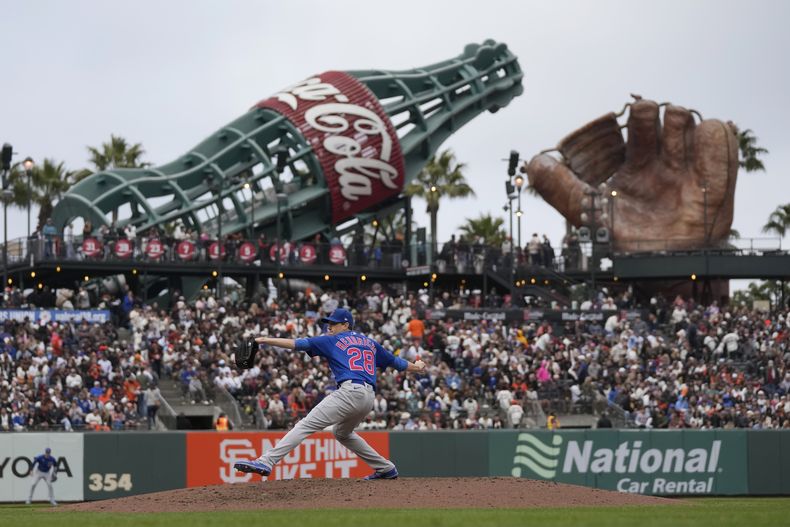 Kyle Hendricks, de los Cachorros de Chicago, hace un lanzamiento en el juego del sábado 10 de junio de 2023, ante los Gigantes de San Francisco (AP Foto/Jeff Chiu)