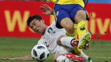 con penal marcado por el var, suecia derrota a corea del sur