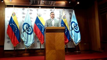 alcalde chavista de venezuela imputado por contrabando de gasolina