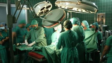 estudiantes de medicina de eeuu aprenderan en hospitales de cuba