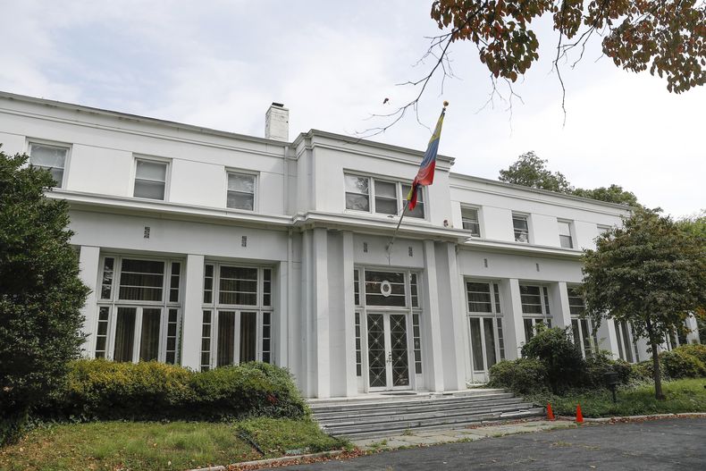 ESP-ART_VENEZUELA-ARTE_SAQUEADO-2.jpg