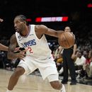 Leonard suma 32 puntos; Clippers derrotan a Hawks