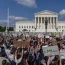 Tras pasos revolucionarios, Corte Suprema de EEUU va por más