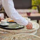 Legisladores vivirán la experiencia de trabajar como meseros