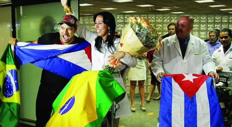 medicos cuba brasil.jpg