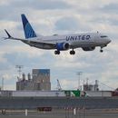 Un avión aterriza en el Aeropuerto Internacional de Newark, en Nueva Jersey, el 6 de noviembre de 2025. (AP Foto/Seth Wenig) Un avión aterriza en el Aeropuerto Internacional de Newark, en Nueva Jersey, el 6 de noviembre de 2025. (AP Foto/Seth Wenig)