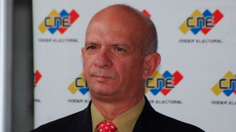 Se trata de Hugo Carvajal, quien se desempeñó en el puesto entre 2004 y 2009. Lo arrestaron a pedido de EEUU cuando regresaba de Holanda