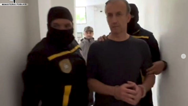 venezuela: detienen al poderoso ministro de petroleo tareck el aissami por corrupcion