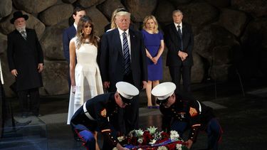 Trump arremete contra filtraciones a la prensa