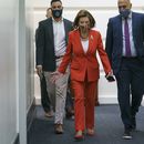 Pelosi dice que espera terminar proyecto de presupuesto