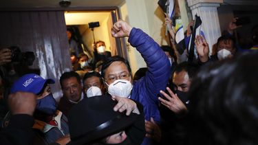 el socialista arce se proclama ganador en confusa jornada electoral en bolivia