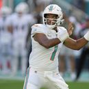 Tua lanza 3 touchdowns en paliza de Dolphins sobre Browns