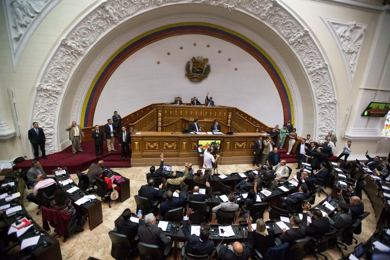 AMS-GEN_VENEZUELA-CONGRESO-EMERGENCIA_ECONOMICA-1.jpg