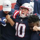 Jones, quarterback de Patriots, descartado pese a entrenar