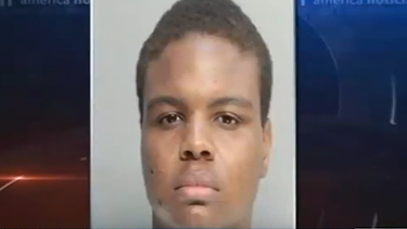 Joven apuñala a su madre