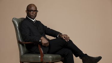 Filmmaker Barry Jenkins poses for a portrait to promote the film Mufasa on Monday, Dec. 9, 2024, in Los Angeles. (Foto Rebecca Cabage/Invision/AP)