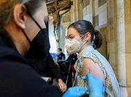 austria sera el primer pais en imponer la vacuna contra el covid-19 de forma obligatoria