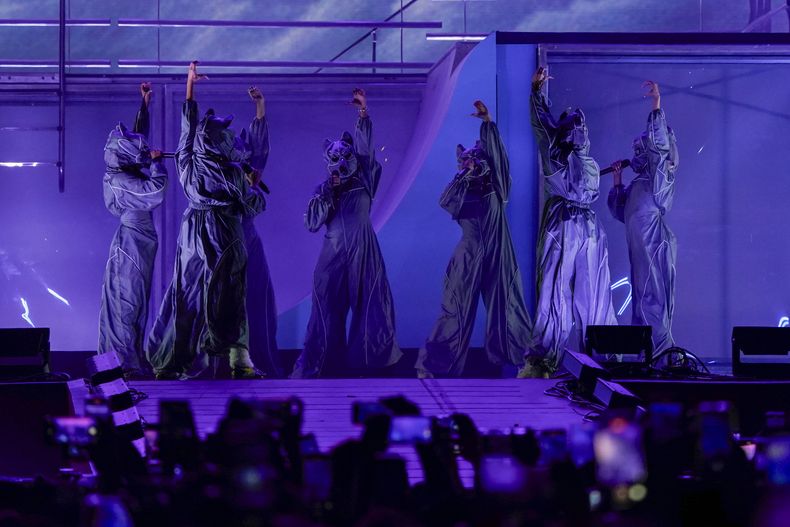 La cantante estadounidense Camila Cabello durante su concierto en el festival HERA HSBC en la Ciudad de México el sábado 24 de agosto de 2024. (Foto AP/Aurea Del Rosario)