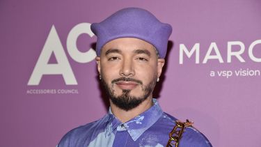 j balvin comenzara temporada de la nfl con un concierto
