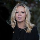 Secretaria de prensa de la Casa Blanca tiene coronavirus