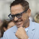 Robert Downey Jr. posa en la sesión fotográfica de la película Oppenheimer el miércoles 12 de julio de 2023 en Londres. (Vianney Le Caer/Invision/AP)