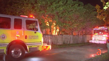 los habitantes de una casa con varios efficiency se quedan si hogar tras voraz incendio