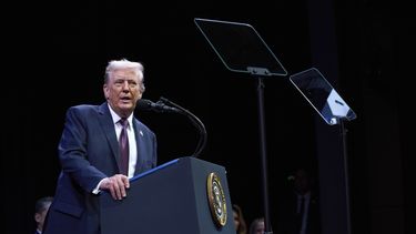 El presidente Donald Trump se dirige a la Comisión de Libertad Religiosa de la Casa Blanca durante un evento en el Museo de la Biblia, el lunes 8 de septiembre de 2025, en Washington. (AP Foto/Evan Vucci)