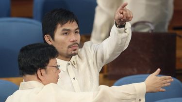 como politico, pacquiao deja bastante que desear