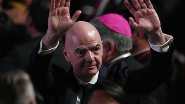 El presidente de la FIFA, Gianni Infantino, llega para la investidura del presidente de Colombia, Abelardo de la Espriella en Cali, Colombia, el viernes 7 de agosto de 2026. (AP Foto/Matias Delacroix)