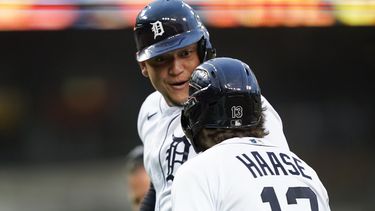 Cabrera llega a 507 jonrones; Tigres ganan 2-1 a Reales