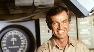 fallece el reconocido actor estadounidense robert hogan a los 87 anos