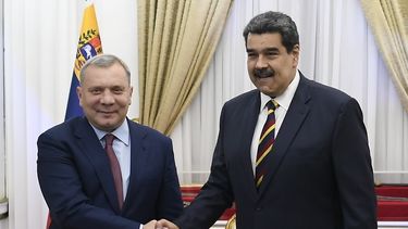 venezuela y rusia sostienen platicas entre presiones