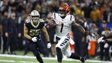 Burrow conecta con Chase y Bengals vencen 30-26 a Saints