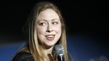 Chelsea Clinton cobra 75.000 dólares por hablar