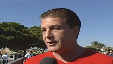 americateve | El alcalde de Hialeah reaccionó hoy a la liberación de la salida de libertad del joyero de Hialeah. Carlos Hernández dice que Felipito le debe dinero.