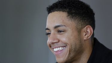 Jeremy Peña ayuda a que niños tengan acceso al deporte