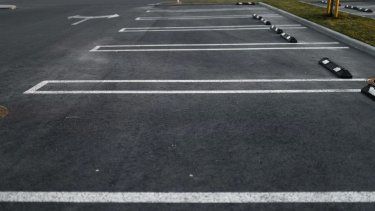 Pelea por un parking deja un muerto y un herido en residencial Llorens Torres
