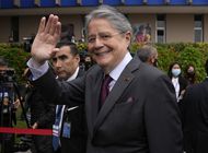 ecuador: presidente lanza referendo sobre varios temas
