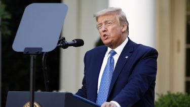 Virus y protestas obligan a redirigir la campaña de Trump