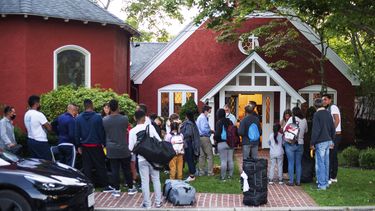 inmigrantes trasladados a massachusetts iran a base militar