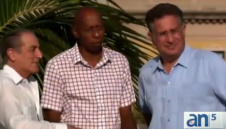 La participación de un disidente cubano en una campaña electoral ha levantado revuelo entre los candidatos por el Distrito 26 y los exiliados en Miami.