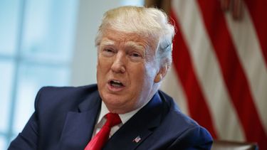 Trump amenaza con deportar a millones de inmigrantes