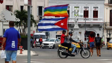 regimen convoca a votar este fin de semana sobre un codigo de las familias que divide a los cubanos 