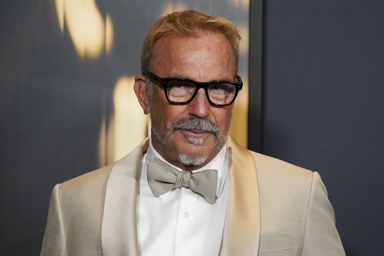 Kevin Costner en un evento en el Ray Dolby Ballroom de Los Ángeles el 17 de noviembre del 2024. (Jordan Strauss/Invision/AP)