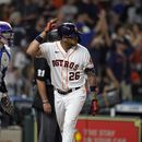 Astros: Siri borra tuit insultante tras jonrón