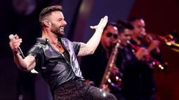 ricky martin y pedro capo encienden el festival de vina del mar