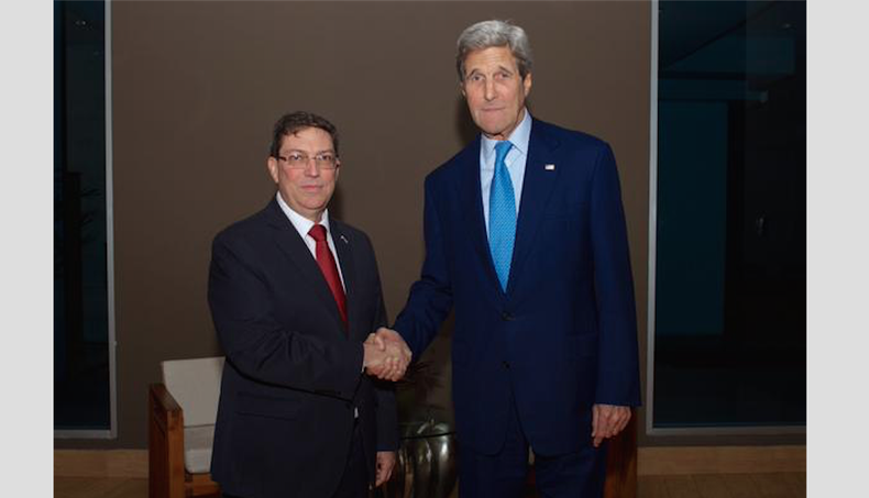 &nbsp;Bruno Rodríguez y John Kerry (foto de archivo)