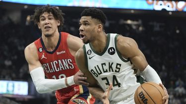 Bucks propinan 8va derrota consecutiva a Pelicans